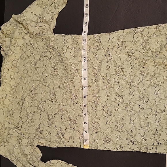 Stretch Lace Long Sleeve Top - Picture 6 of 7